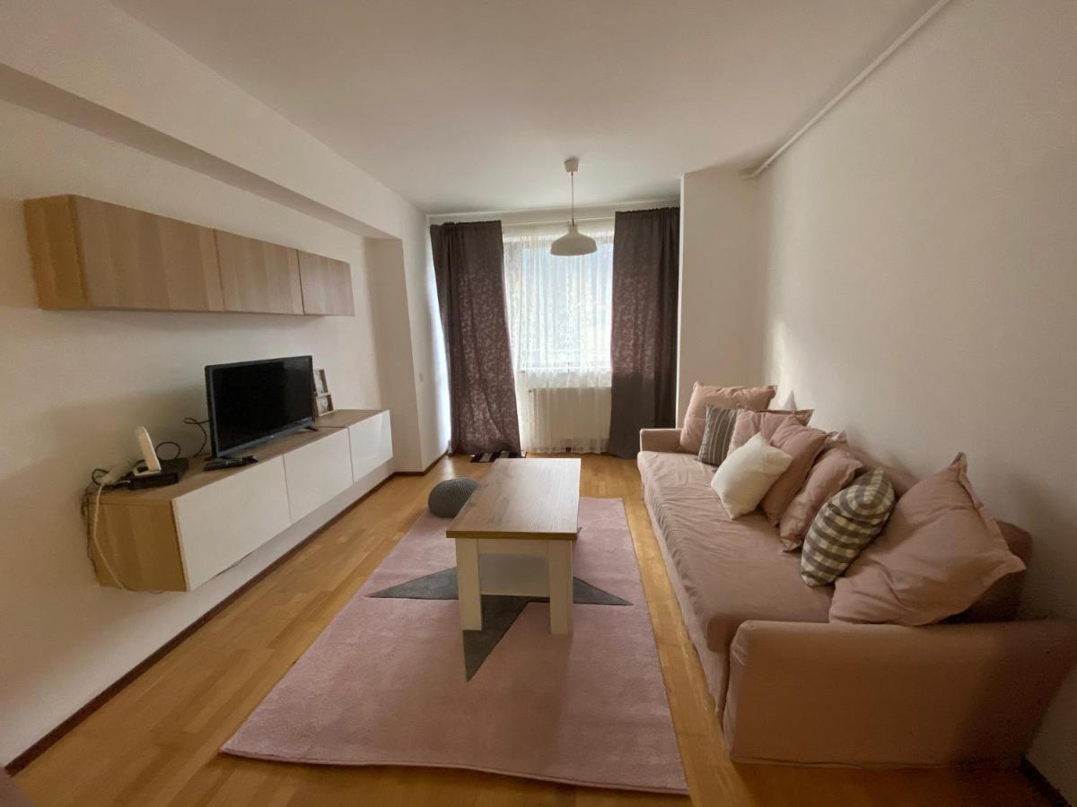Ioana'S Apartament Lägenhet Sinaia Exteriör bild